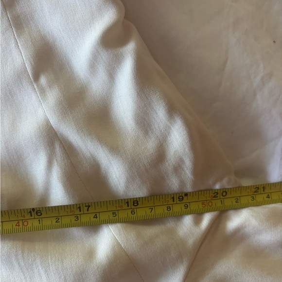 Liz Claiborne Cream Blouse - Picture 7 of 7